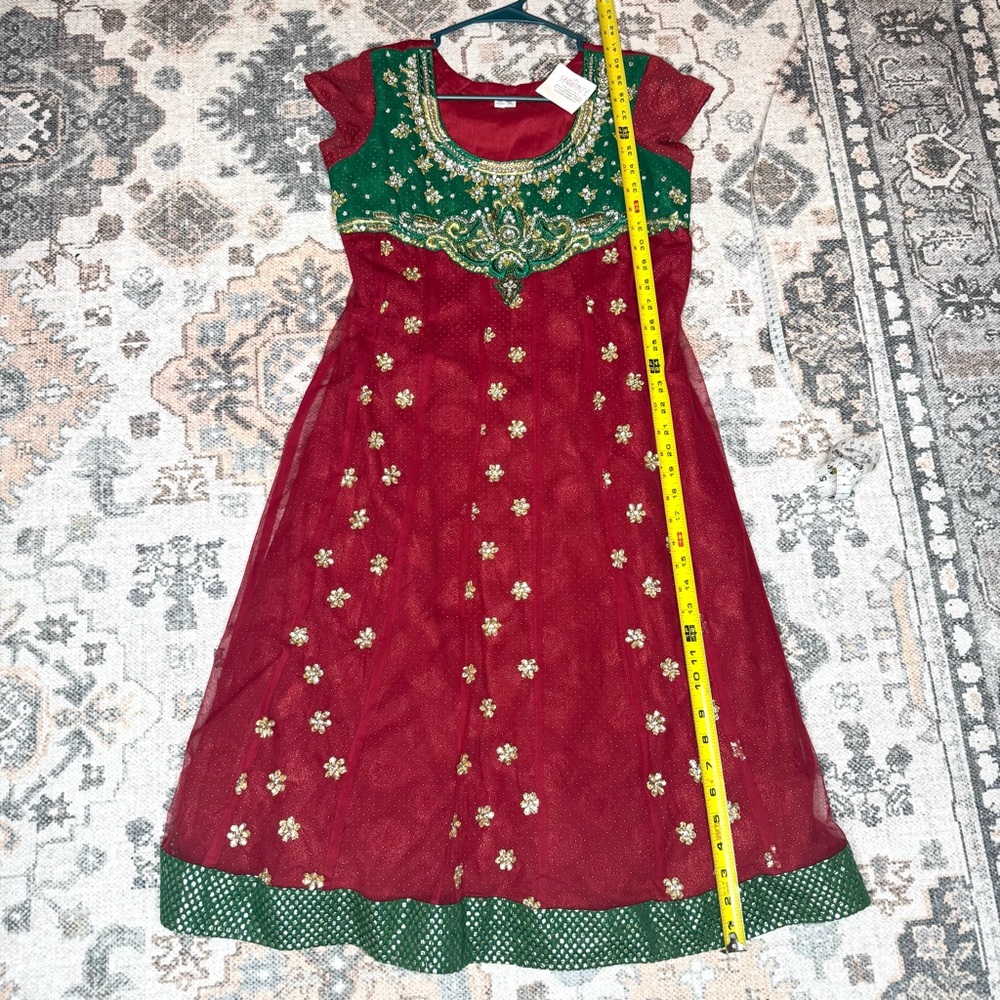 Indian / Pakistani Girls Red and Green Embroidered Formal Dress XL Sequin